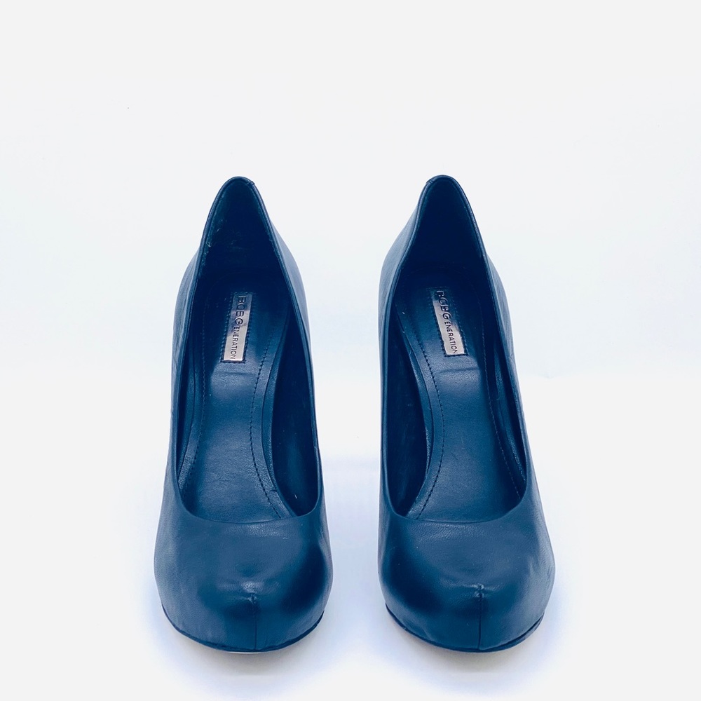 BCBGeneration Black Leather Pumps 4.25” heels brand new size:9 - Picture 3 of 5